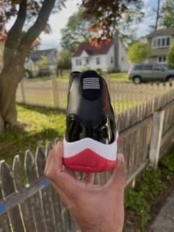 authentic jordan 11 bred