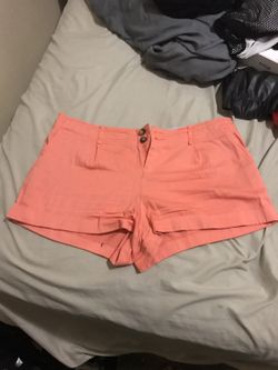 Coral shorts