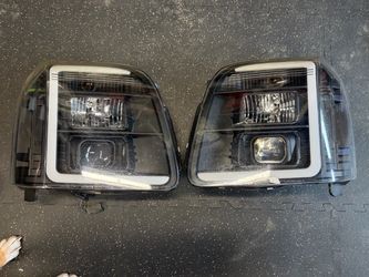 Yukon head lights 2011