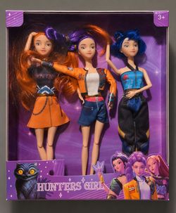 Hunters dolls