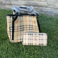 Burberry bucket Bag And Wallet