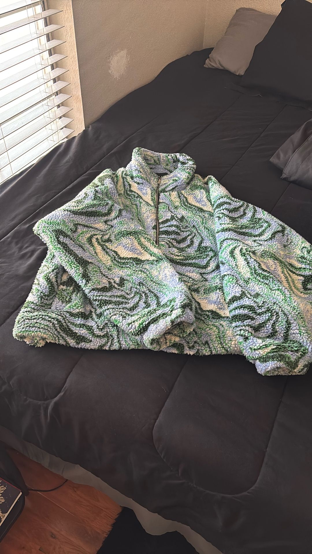 Artistic Fleece Jacket Medium