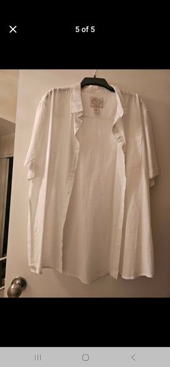 New mens size XXL st John's bay classic fit dress shirt (100% cotton)