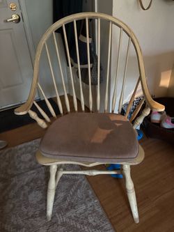2 vintage chairs