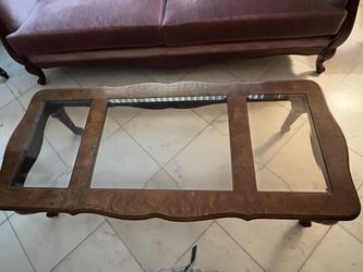 Vintage Elegant Wood and Glass Center Table