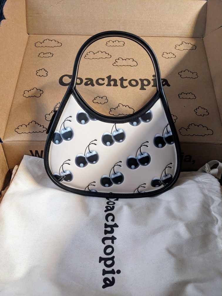 Coachtopia Black Cherry Ergo Purse