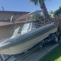 1983 Granada Boat 