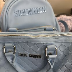 Purses / backpacks 