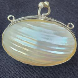 mother of pearl pendant