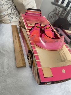 Barbie limo discount with hot tub