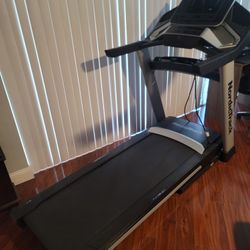 NNordicTrack Folding Treadmill 