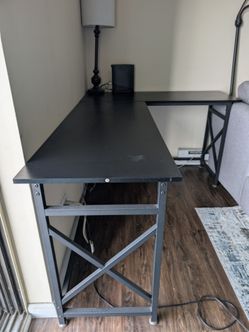 ​🖥️ Sturdy Black L-Shaped Office Desk