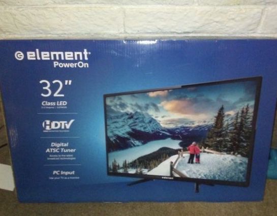 Flat Screen TV (720P) 32 inch