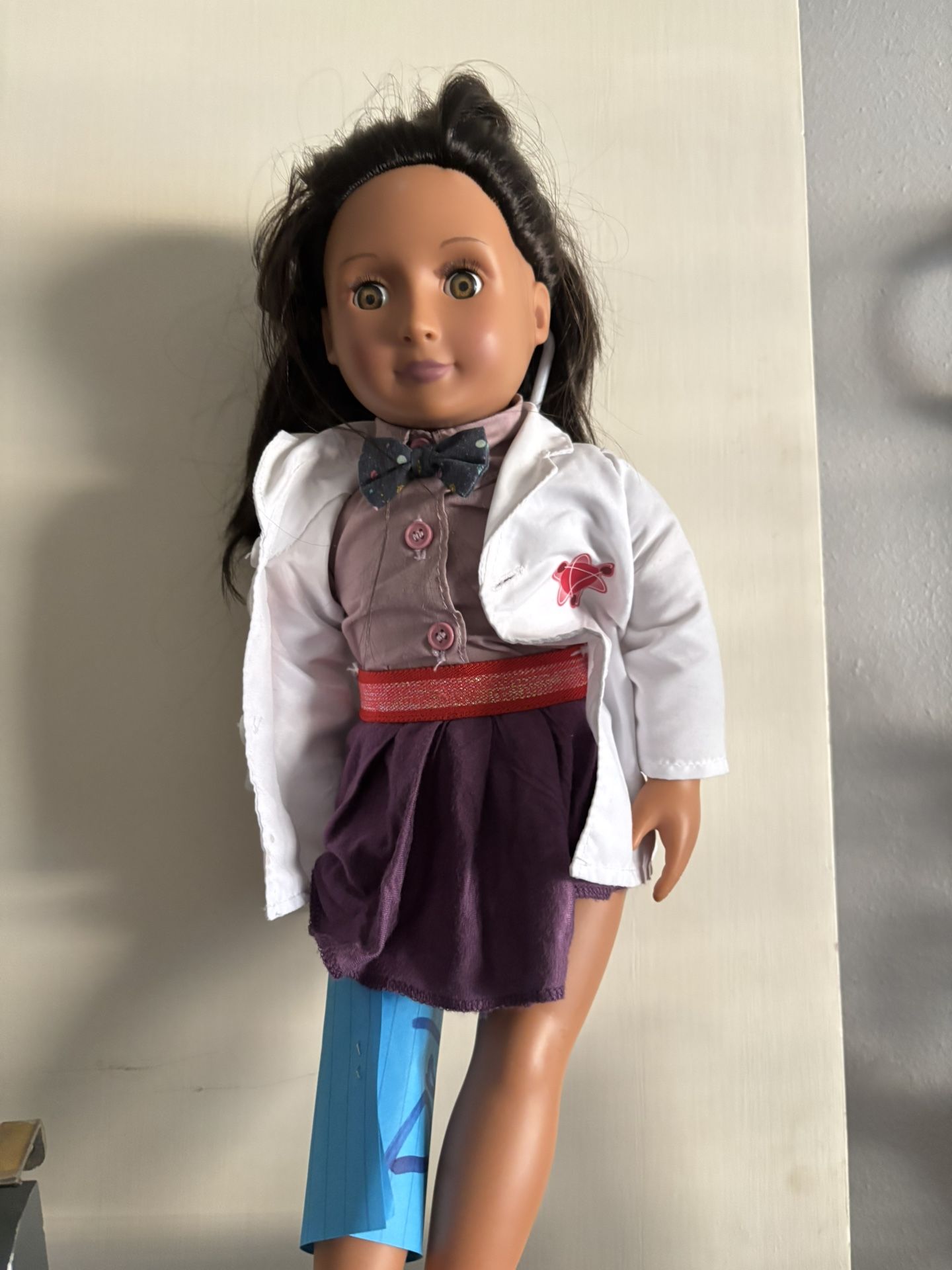 18 In Doll, Beauty Chair And Box Of Clothes