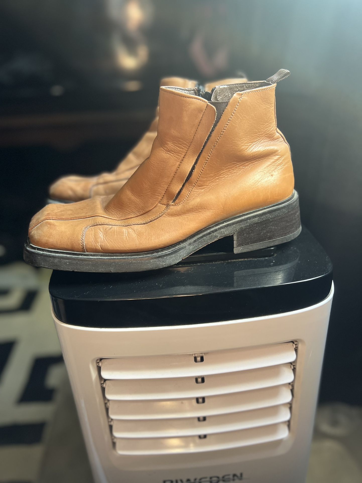 Also Boots Men Brown Chelsea Size 9.5 Men