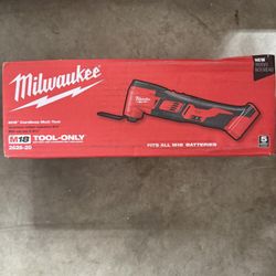 Milwaukee M18 Cordless Muti-Tool