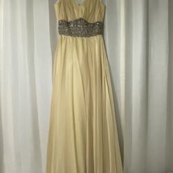 dress with heels and purse