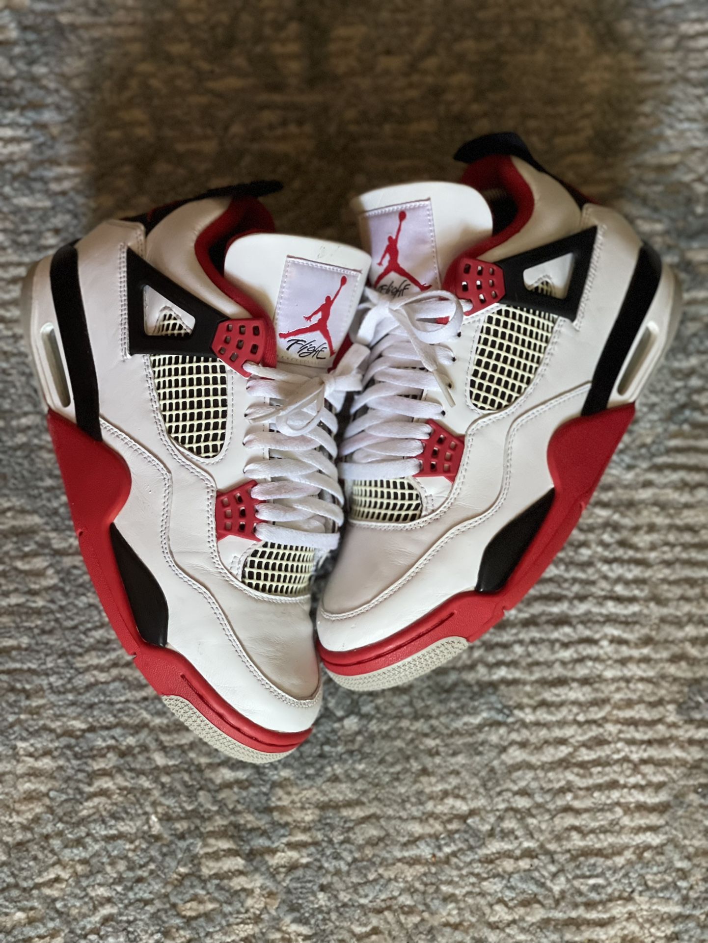 Air Jordan 4 “Fire Red”