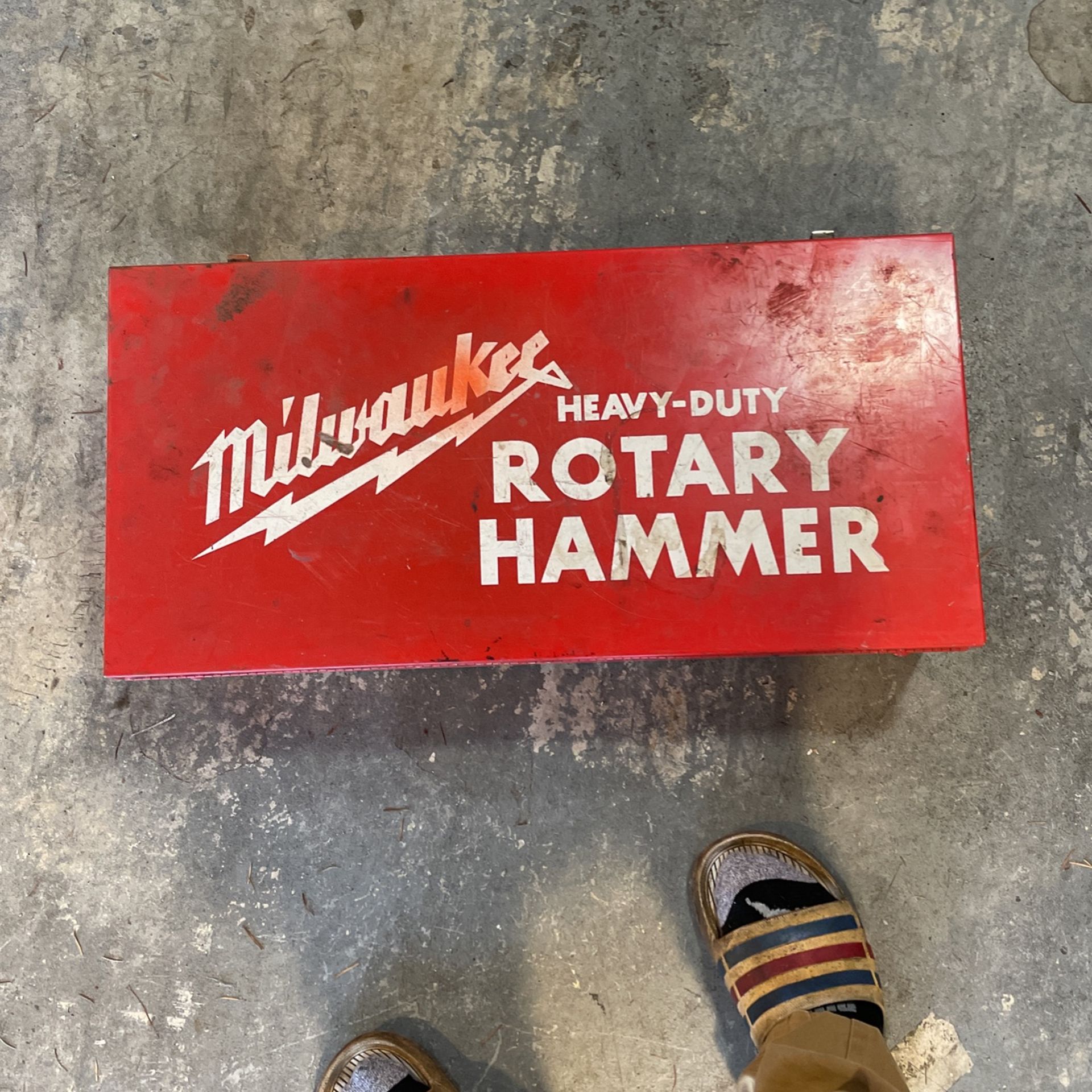 Milwaukee Rotary Hammer