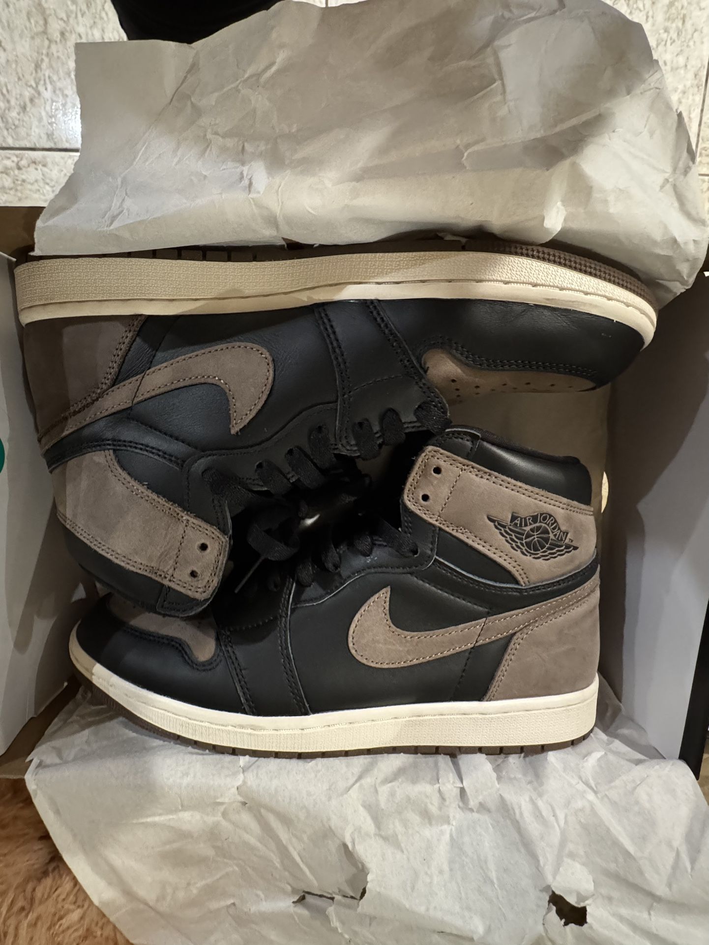 Jordan 1 High OG Palomino Size 10.5