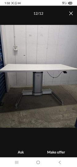 Manual Adjustable Height with spring load it