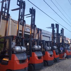 FORKLIFT TOYOTA Serie 8....$14.000