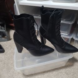 Black Pointed Toe Bootie 
