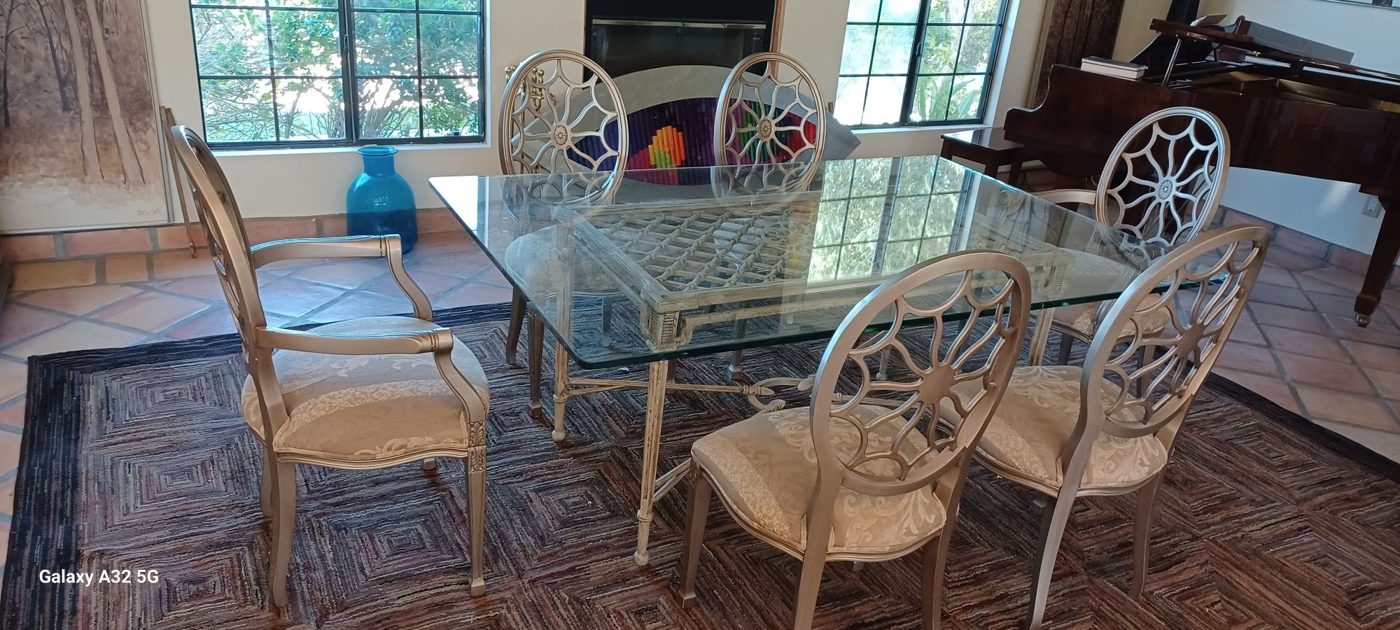 Glass Dining Table 6' x 4' with 6 Chairs Morretti $1350obo