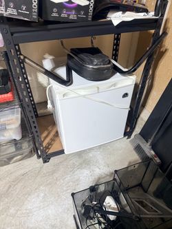 Igloo Mini Freezer