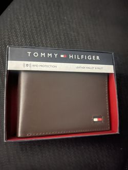 Tommy Hilfiger Brown Wallet New In box