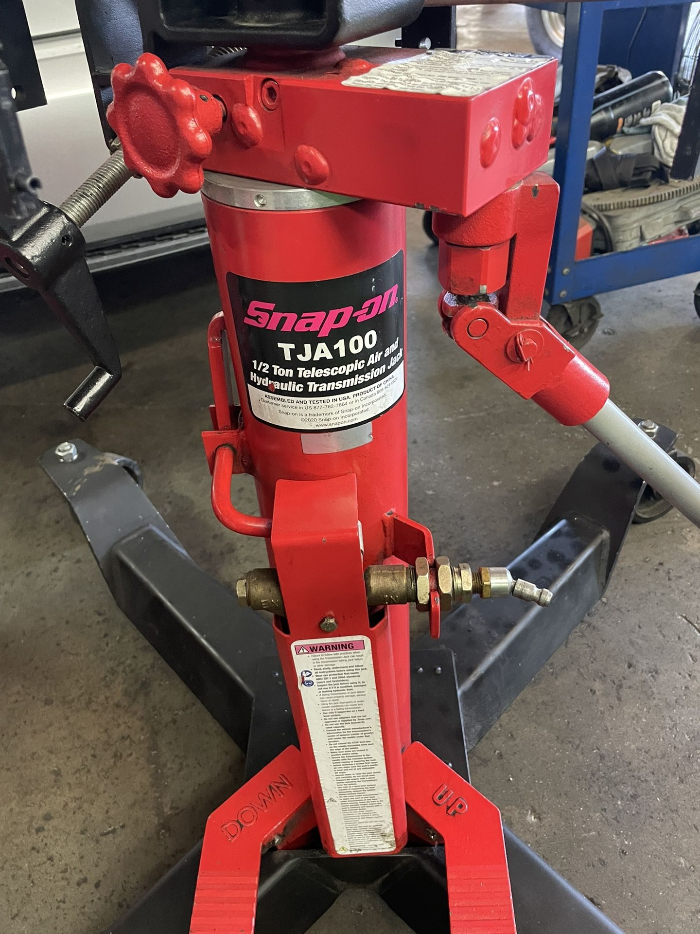 SNAP ON TRANSMISSION JACK for Sale in El Cajon, CA OfferUp