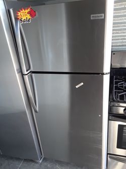 Apartment size refrigerator new