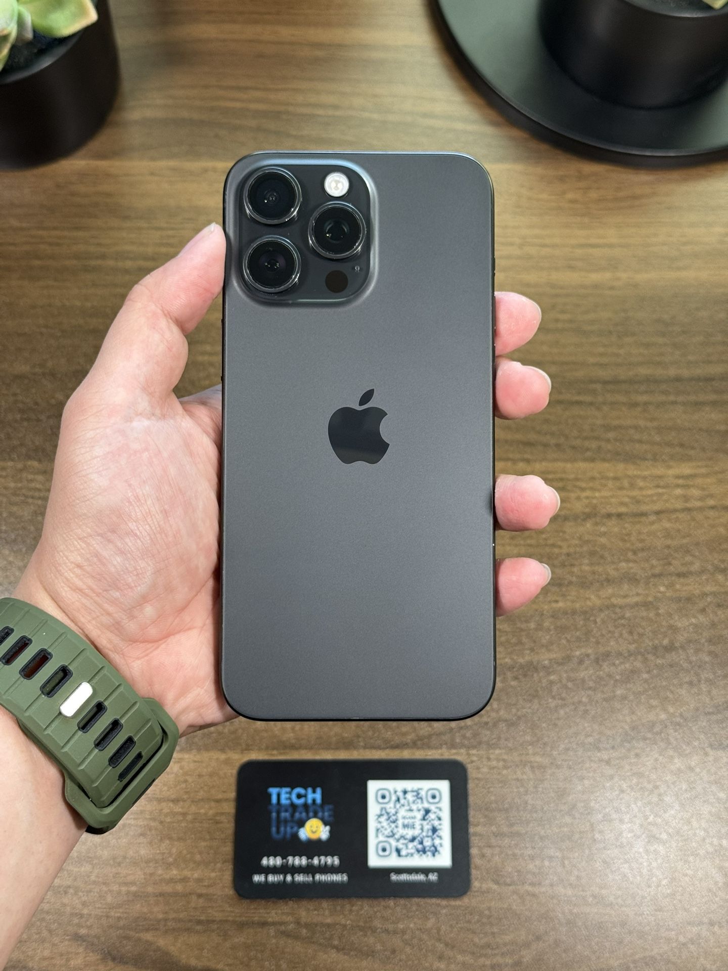iPhone 15 Pro Max