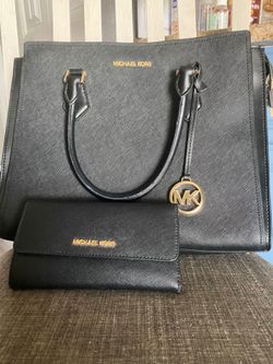 Woman purses with matching wallet