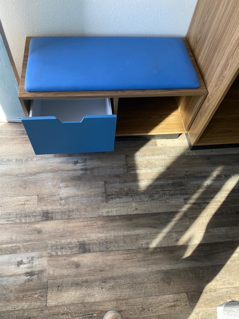 Luggage Bench With Compartments On The Bottom