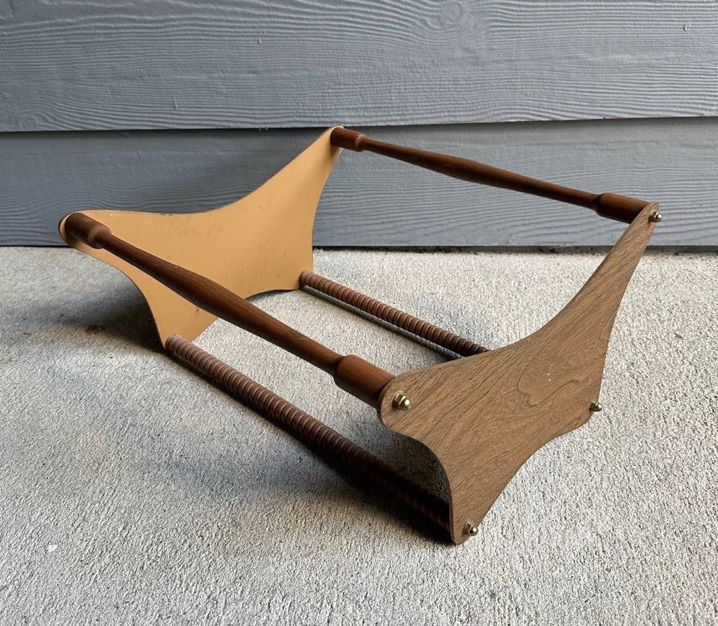 Vintage Mid Century Modern MCM Vinyl Records Rack Magazine Holder