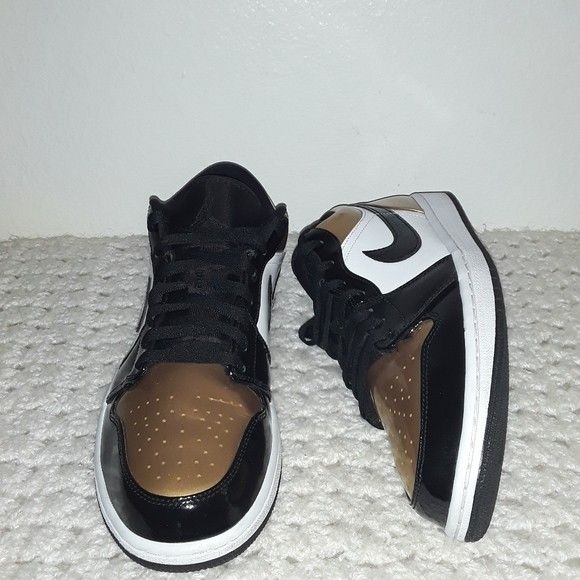 Air Jordan 1 Low 'Gold Toe' Size 11.5