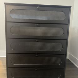 Black Dresser - 5 Drawer with Fluted Glass