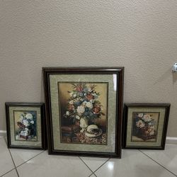 Picture Frames Set (3 Included)