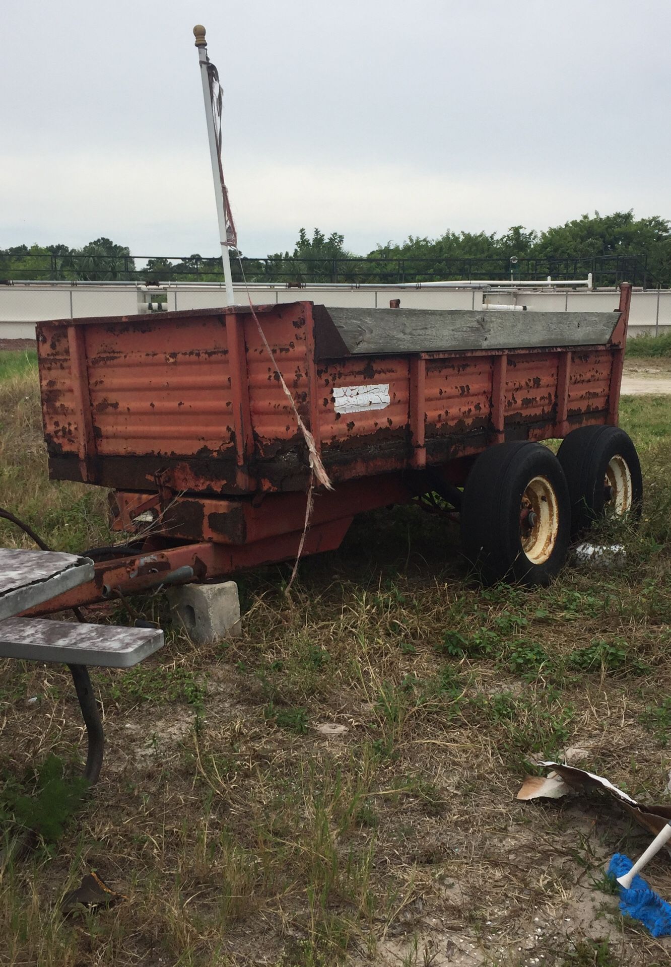 Old trailer no registration