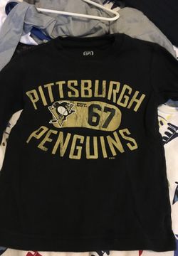 Boys size 5 penguins