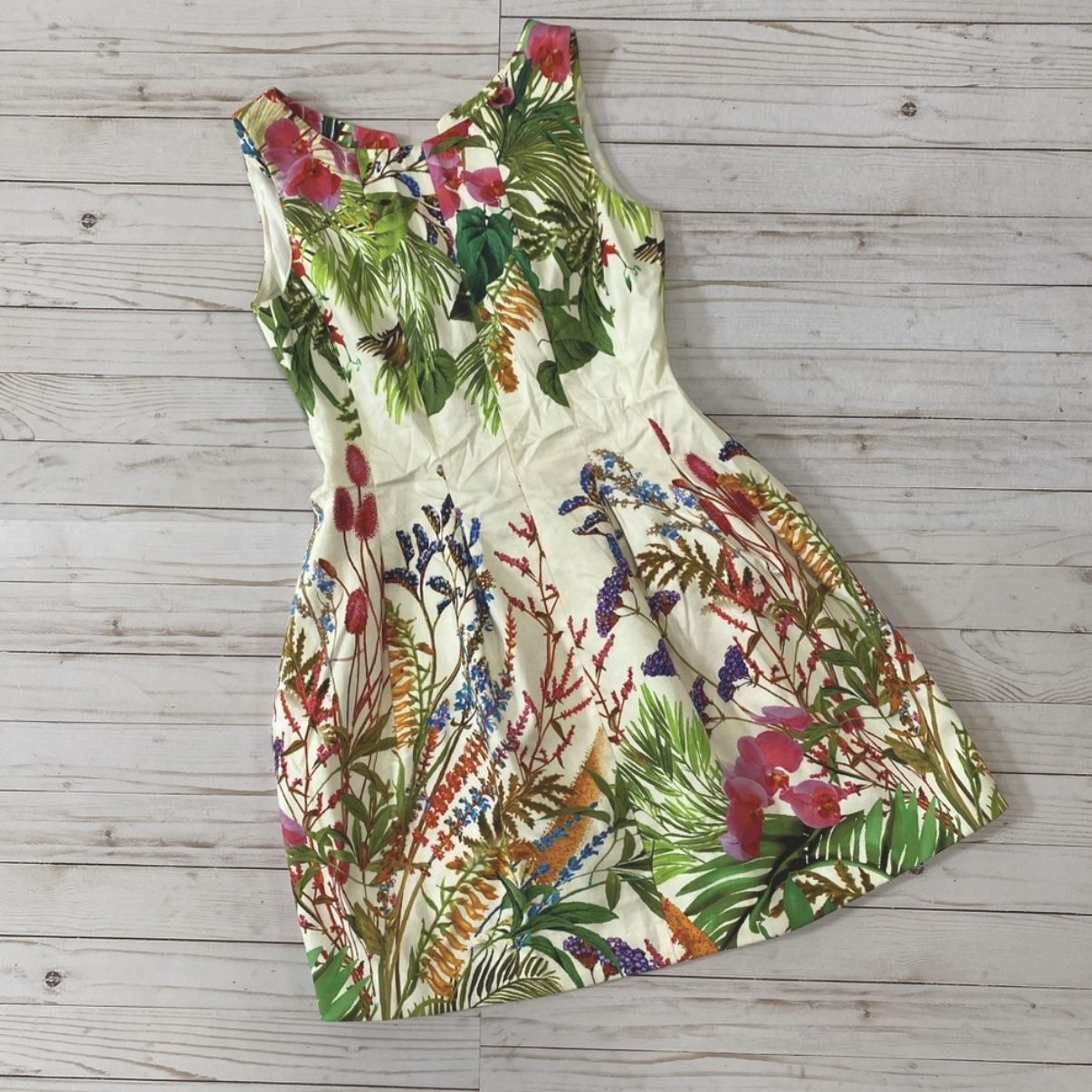 Zara Basic Garden Floral Pink Green Round Neck Sleeveless Knee Length Dress