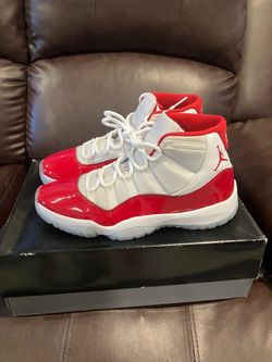 Nike Air Jordan 11 Retro Cherry size 11.5