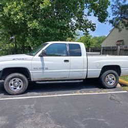 2000 Dodge Ram 1500