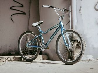 hurley hydrous 24 bmx bicycle 27.5 Street Bike, Metallic Blue : Sports & Outdoors you have to see it for yourself. Bmx Bike Hurley Hydrous BMX