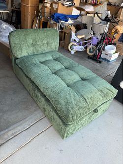 Green chaise lounge with storage space brand new $80