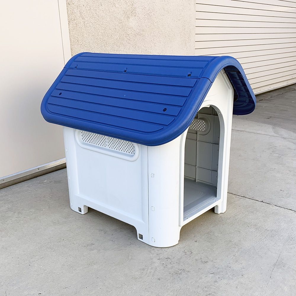$45 (New) Plastic dog house (size small) pet indoor outdoor all weather shelter cage kennel 23x30x26” 