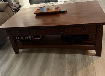 Coffee table & end tables