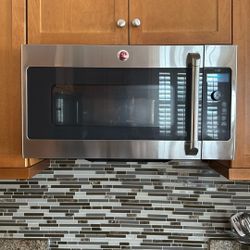 GE CAFE ADVANTIUM Over The Range Microwave