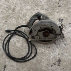 Skilsaw Circular Saw – Works, Needs Parts
